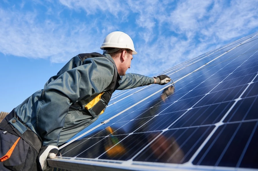Understanding The Role Of Electricians In Solar Panel Setup in Orlando, FL Understanding The Role Of Electricians In Solar Panel Setup in Orlando, FL